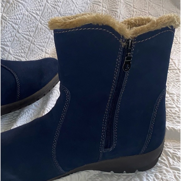 Sporto Waterproof Suede Ankle Booties Faux Fur ‘Karmen’ Navy Women’s Size 11W - Picture 4 of 17
